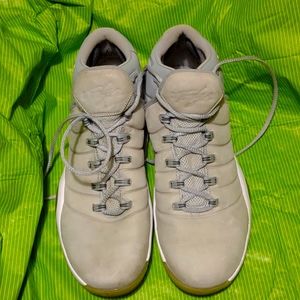 Men's lightly used condition sneakers sz 13